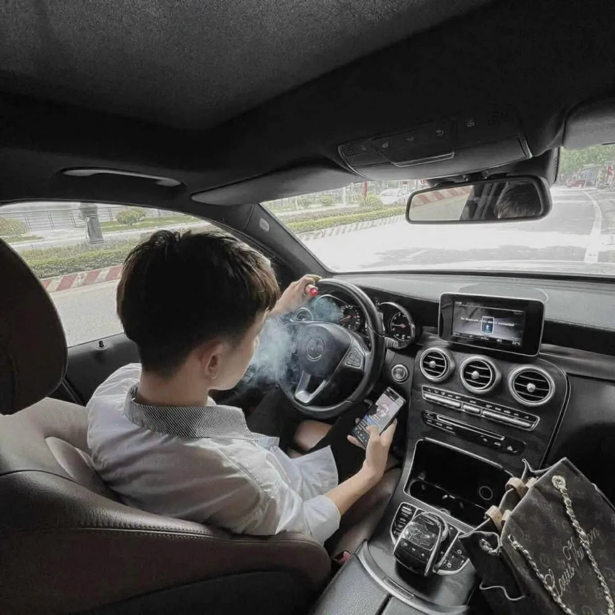 Bùi Quốc Việt